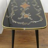Large coffee table 1960s Rococo style with tapered legs.