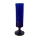 Vase en verre soufflé bleu