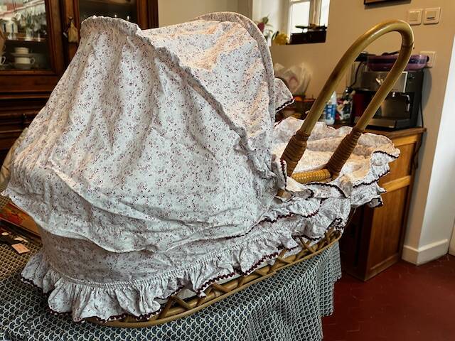vintage bassinet