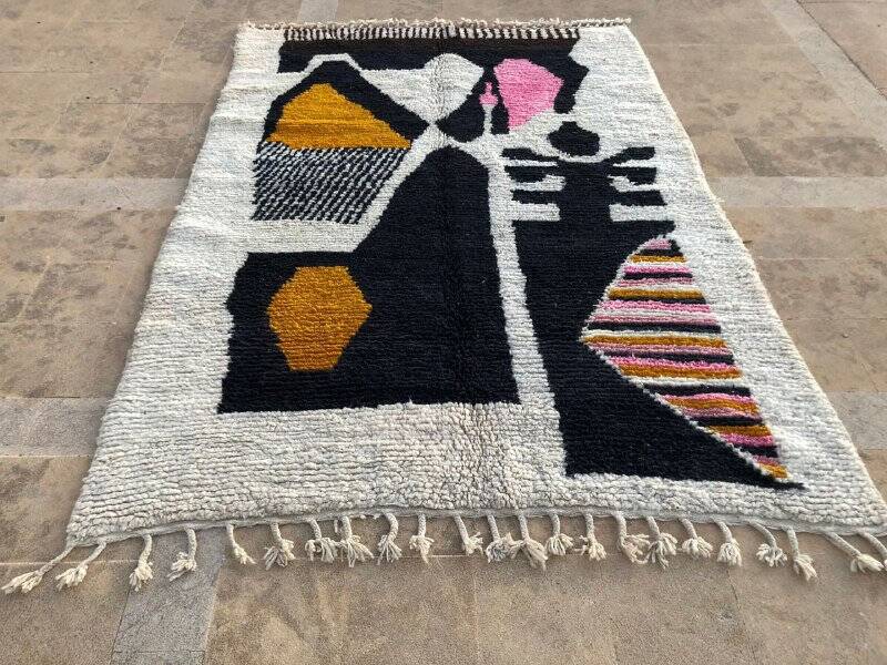 Berber carpet natural wool Morocco 3 x 2 m