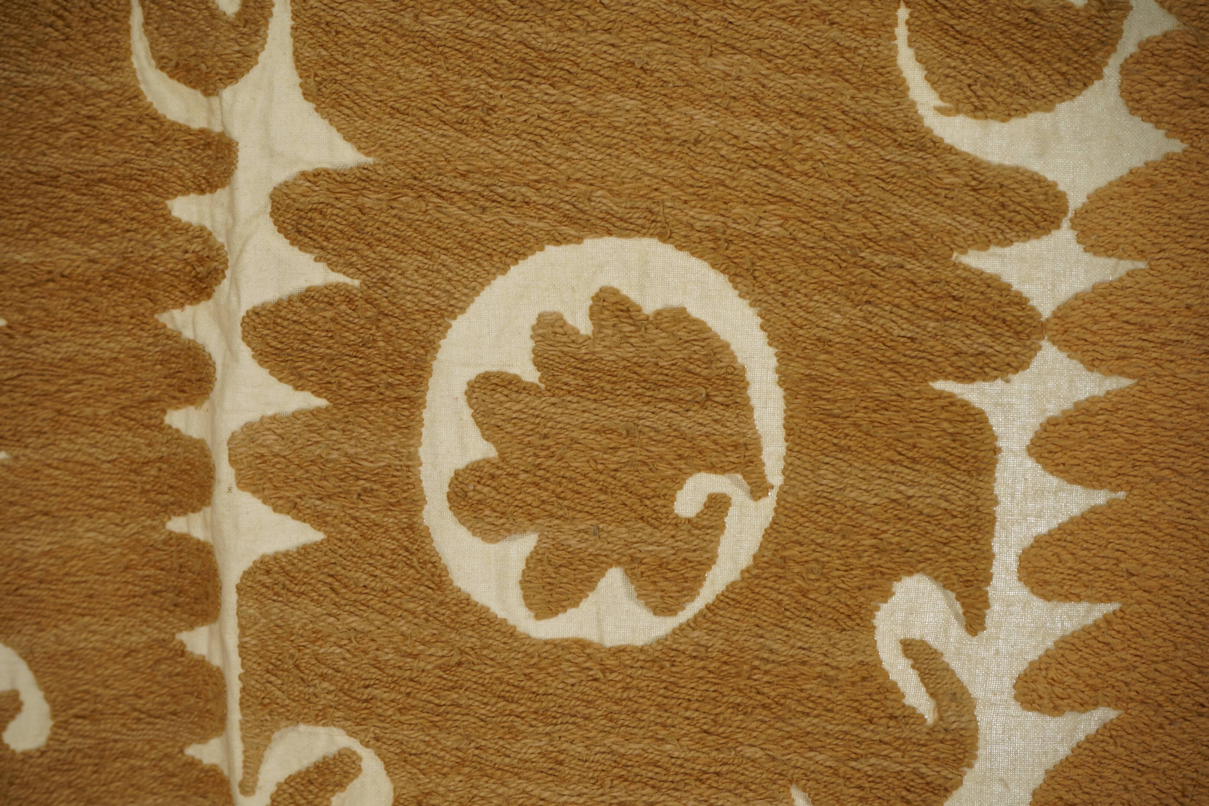 Vintage Turkish hand-knotted rug 124x136 cm