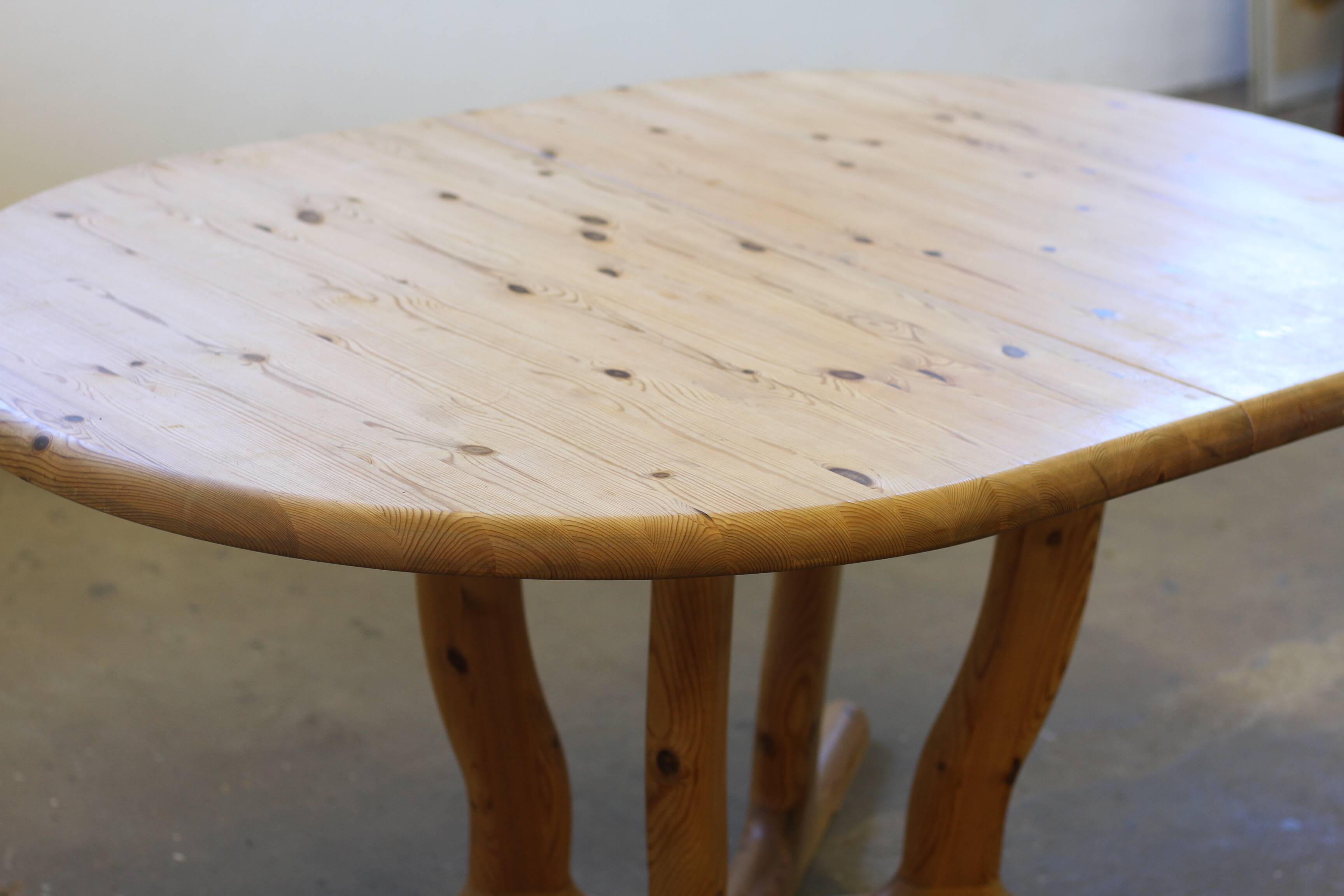 Rainer Daumiller Style Solid Extendable Pinewood Dining Table, 1980's Dyrlu