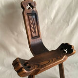 Chaise tripode brutaliste