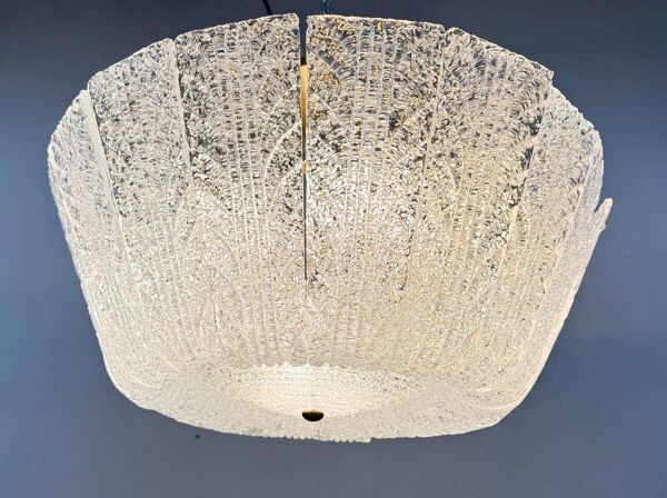 Barovier & Toso. Grand plafonnier/lustre de Barovier & Toso, verre de Murano, Italie, années 1960, exemplaire rare.