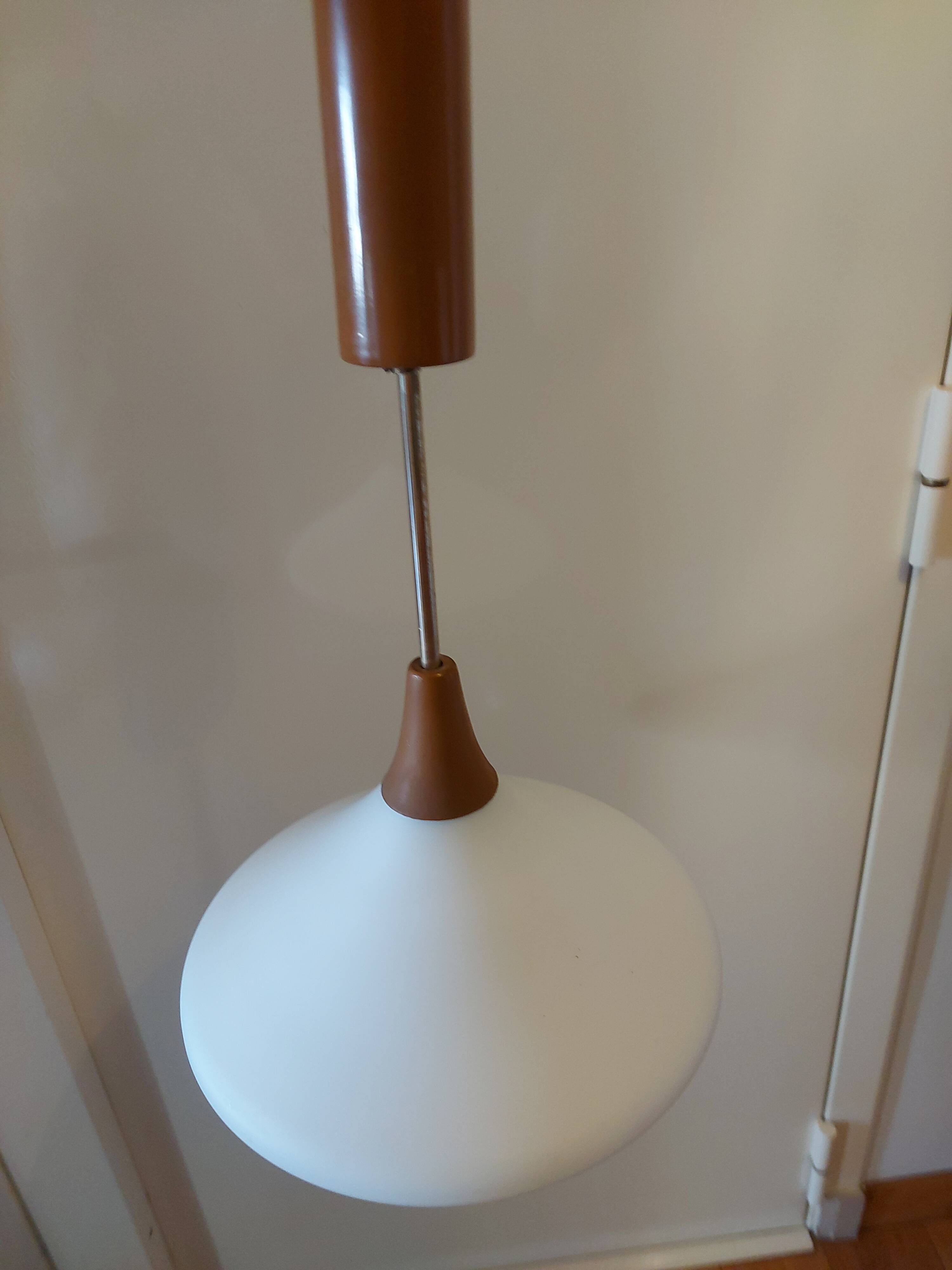 Scandinavian hanging