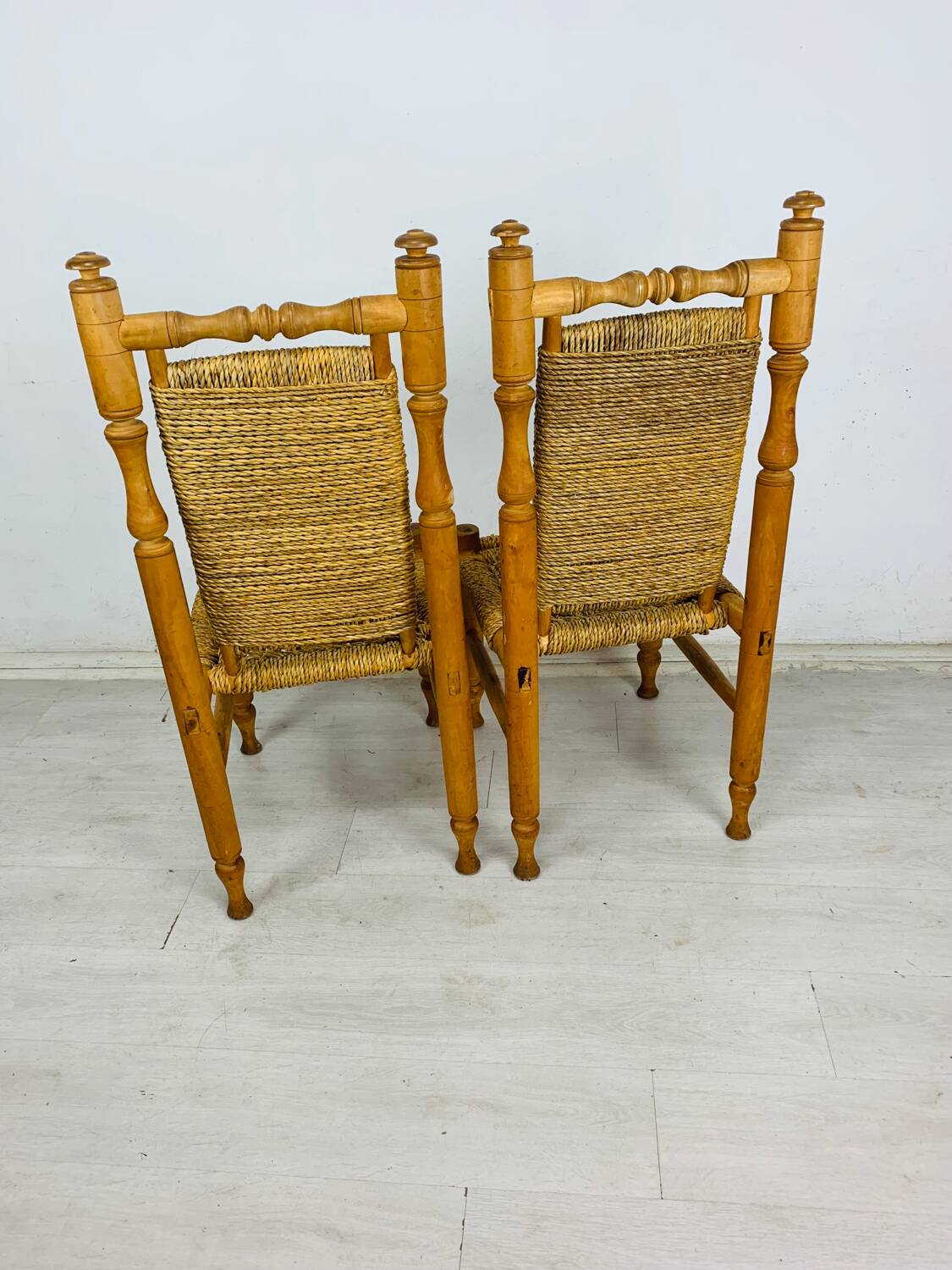 Wood and rope chair