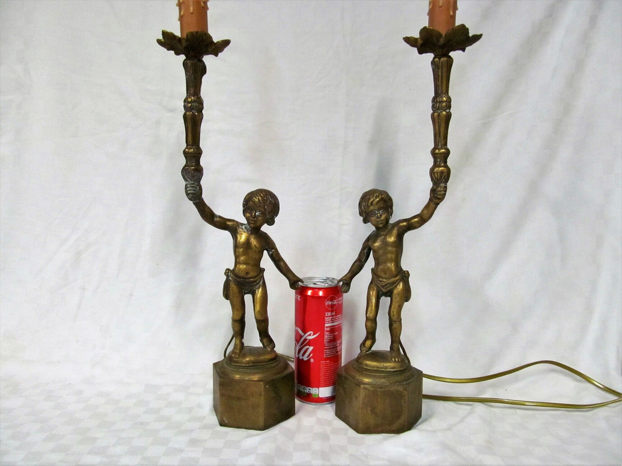 Paire de lampes en bronze