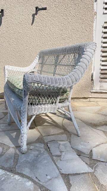 Vintage rattan kids garden bench