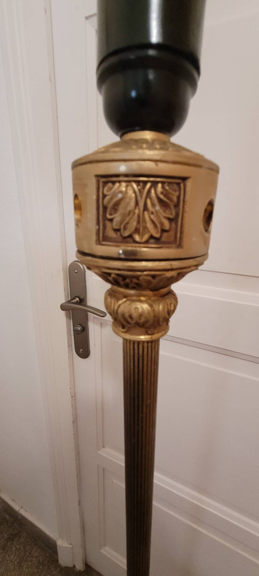 Antique brass and onyx floor lamp - classic style