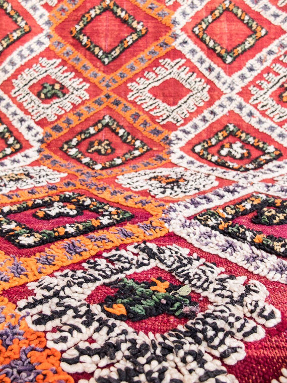 Azilal, 270 x 183 authentic hand made wool rug