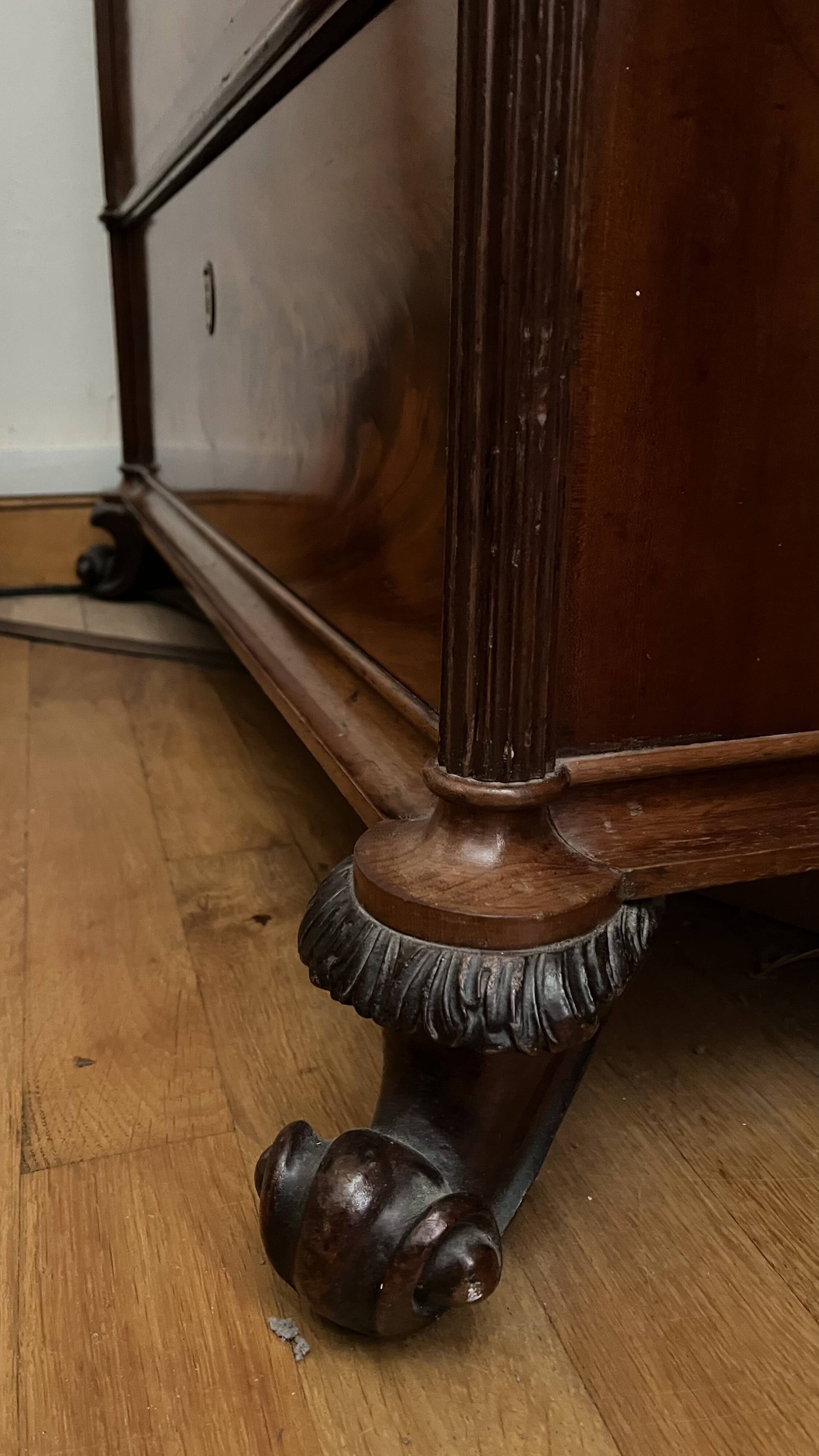 George III flap-top secretary in flamed mahogany, late 18th century