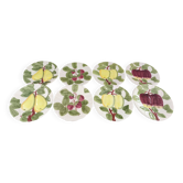 8 assiettes à dessert vintage en barbotine décor fruits