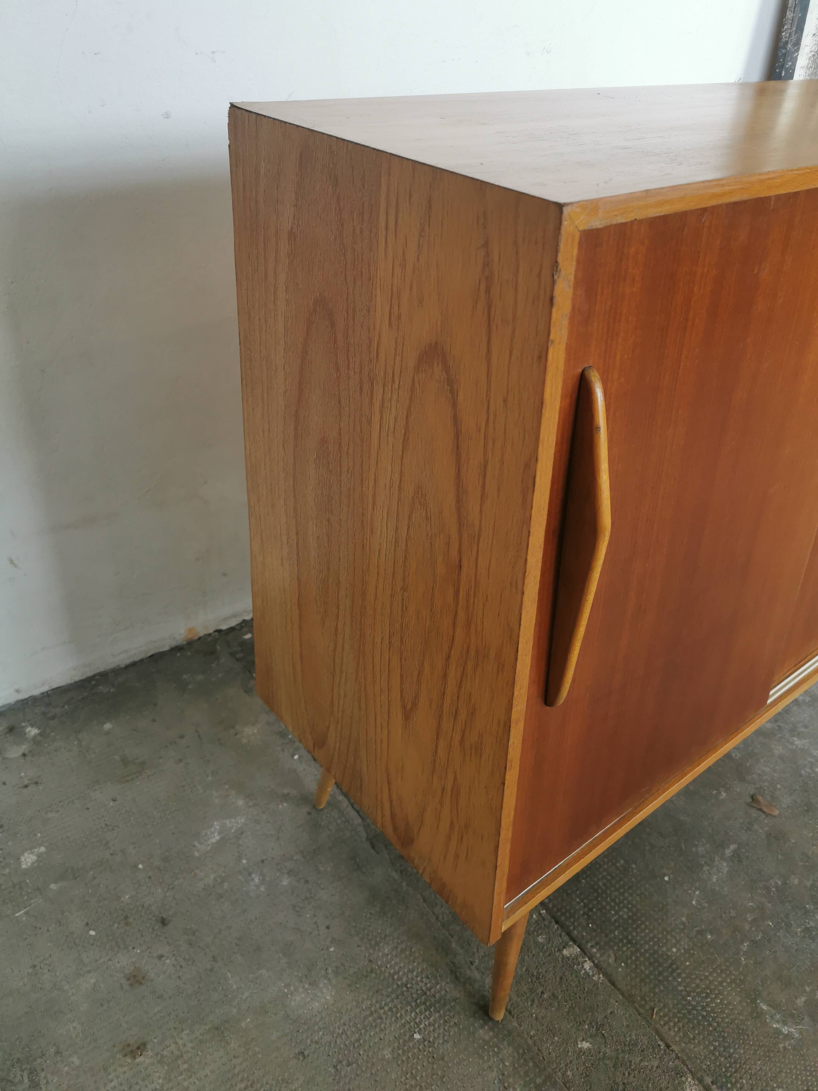Mid-century design sliding door sideboard