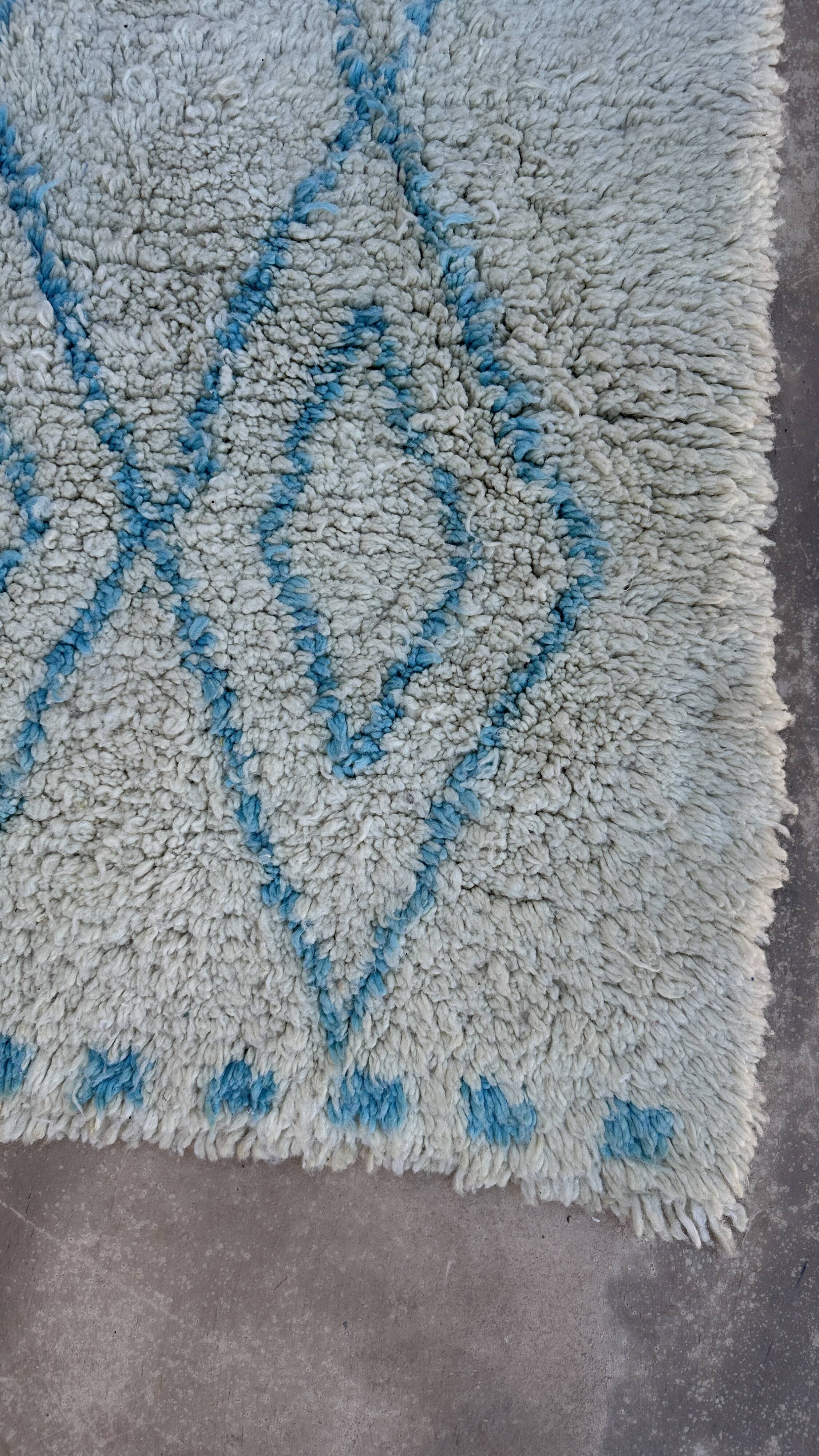 Moroccan carpet Beni Ouarain beige - 208 x 256 cm