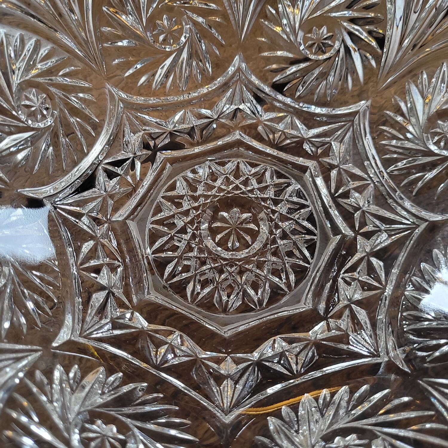 Large Cut Glass Bowl/Salad Bowl - Star Pattern