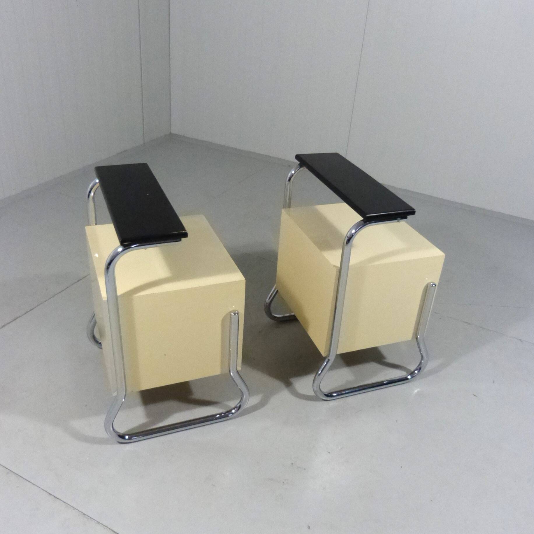 Set of 2 tubular bedside tables from the 50s
