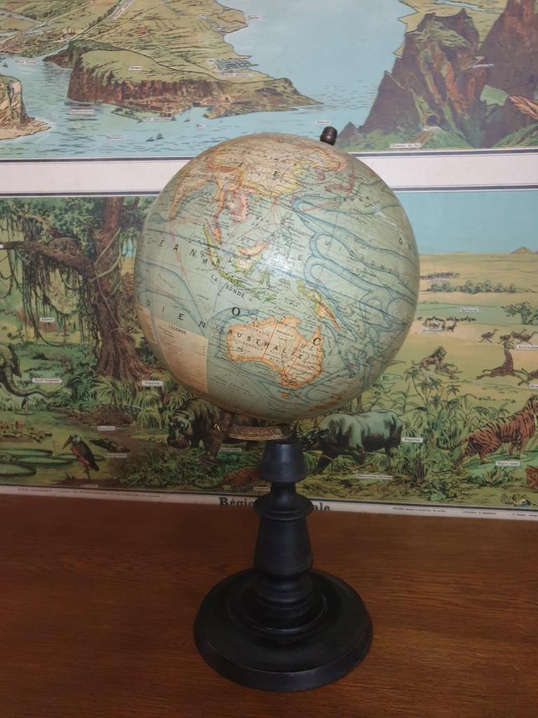 Globe Napoleon III
