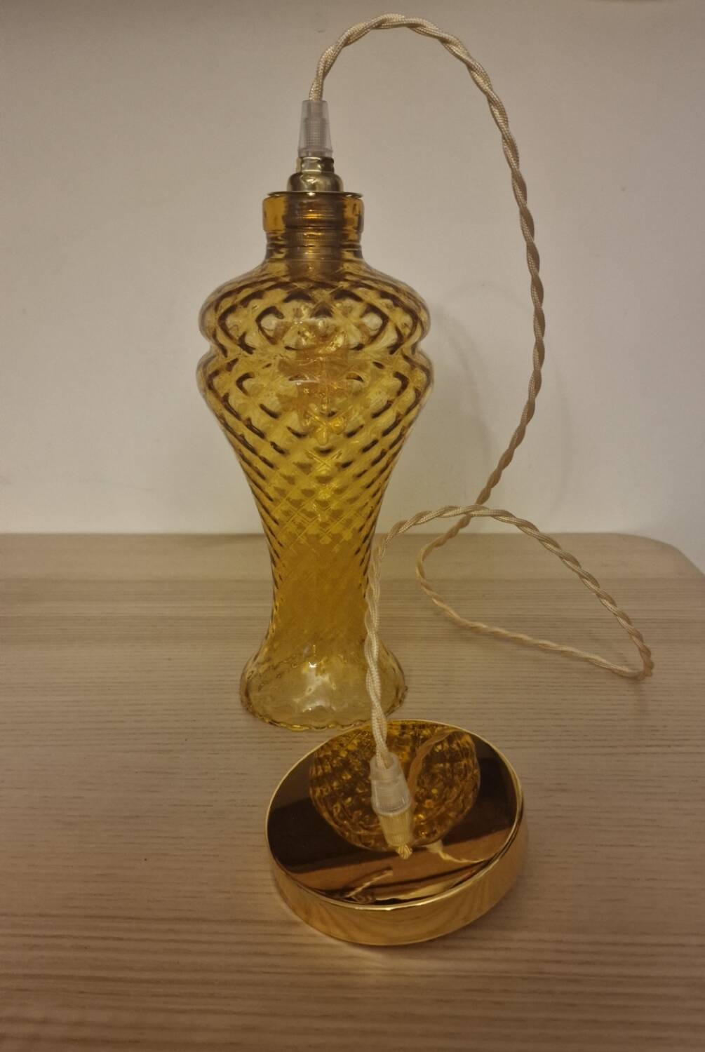 Amber portable or pendant lamp