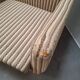 Fauteuil à oreilles de style mid-century moderne