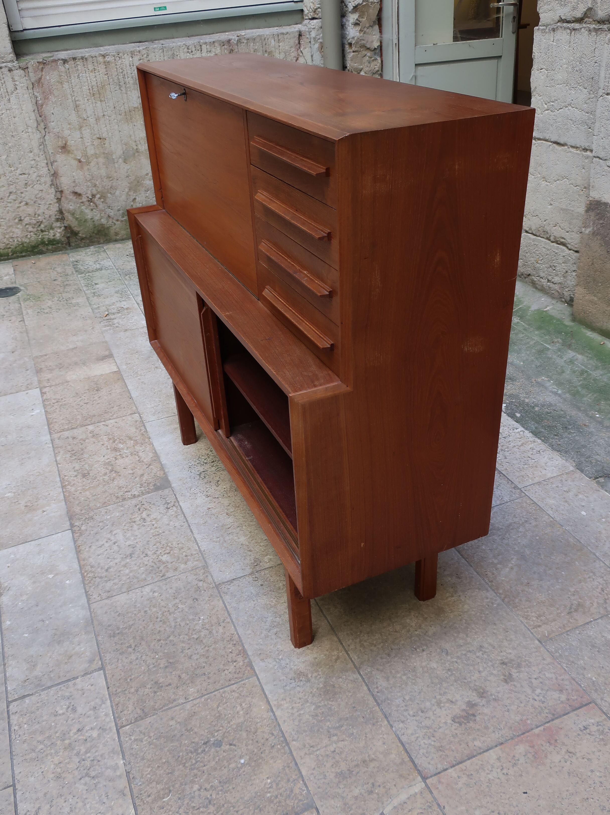 High sideboard of the 60s in teak