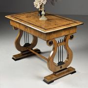 Bureau Biedermeier, table de centre