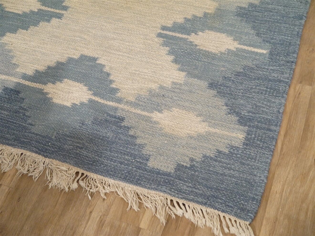 Scandinavian carpet "rollakan" in wool 1960