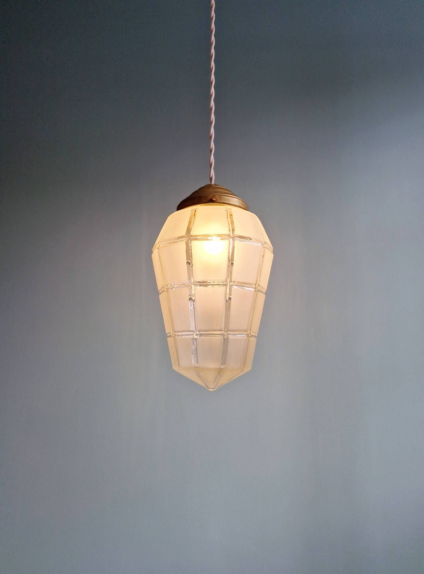 Art Deco pendant light in faceted satin glass, 1920s-30s