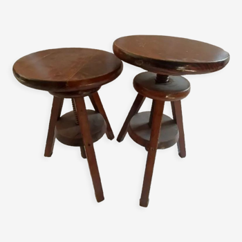 Set of two screw stools