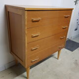 Vintage chest of drawers