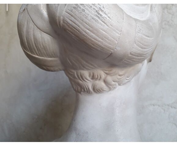 Buste en plâtre de femme ateliers du Louvre