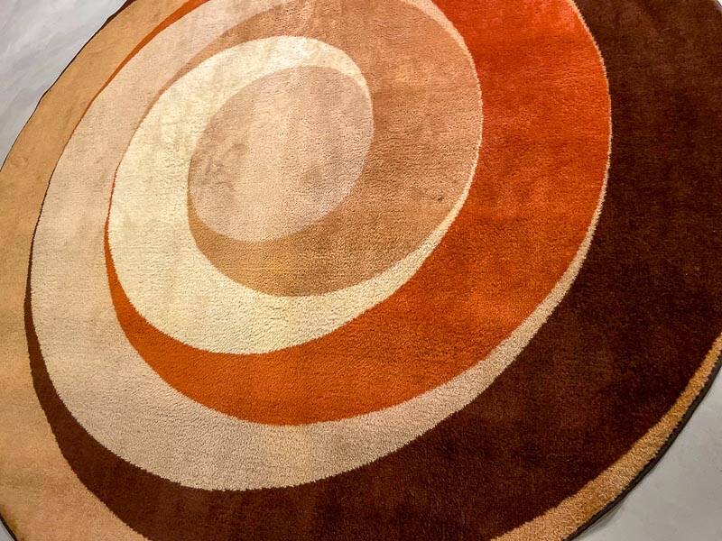 Vintage Bauhaus round rug