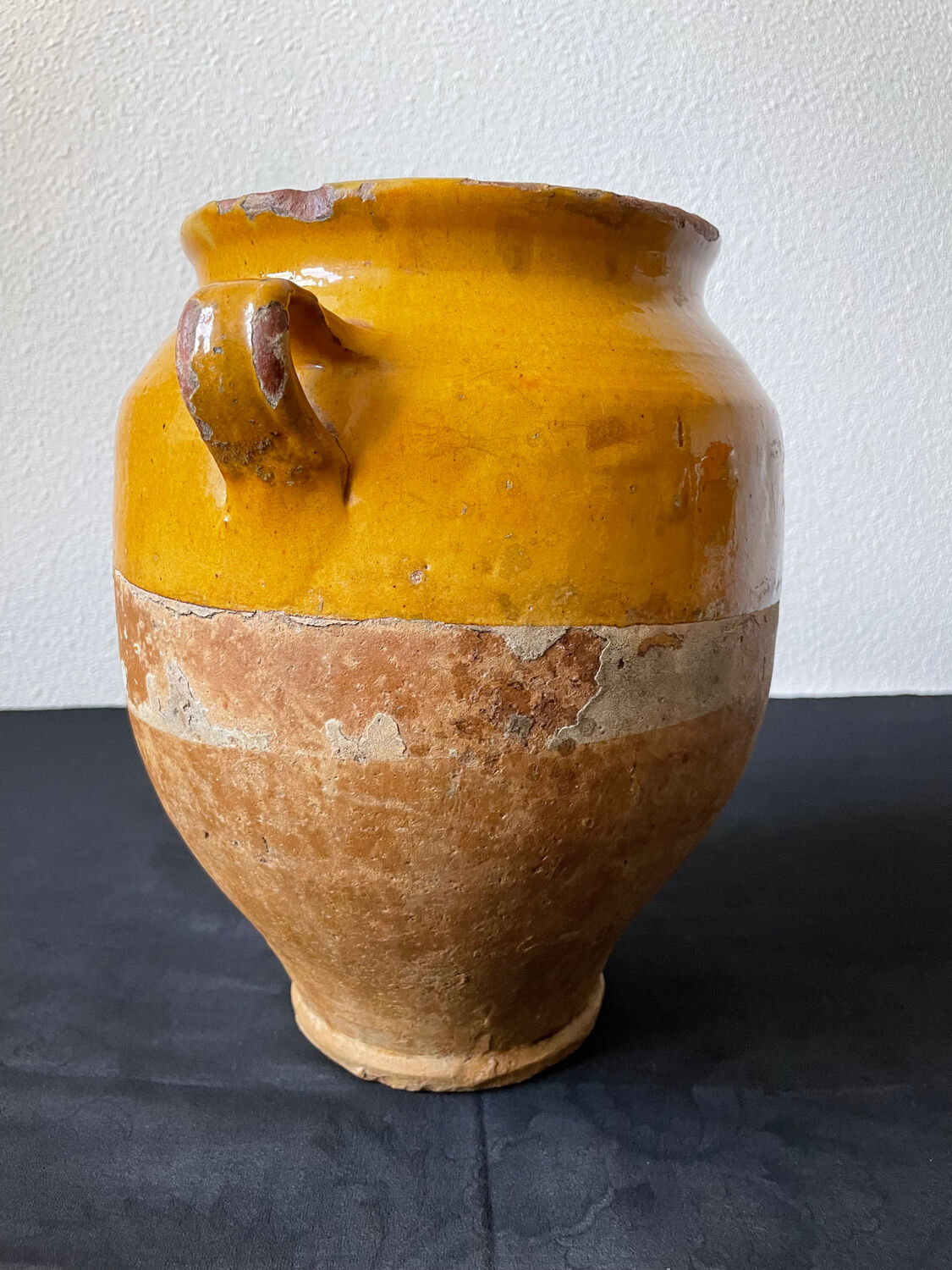 Old pot confit / fat glazed terracotta yellow southwest France