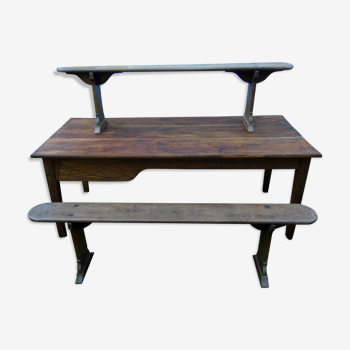 Farm table and its two benches, chestnut, early 20th century