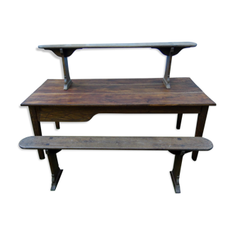 Farm table and its two benches, chestnut, early 20th century