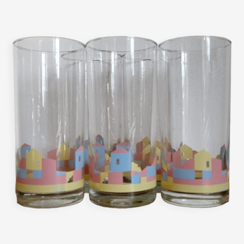 Lot de5t verres à motif