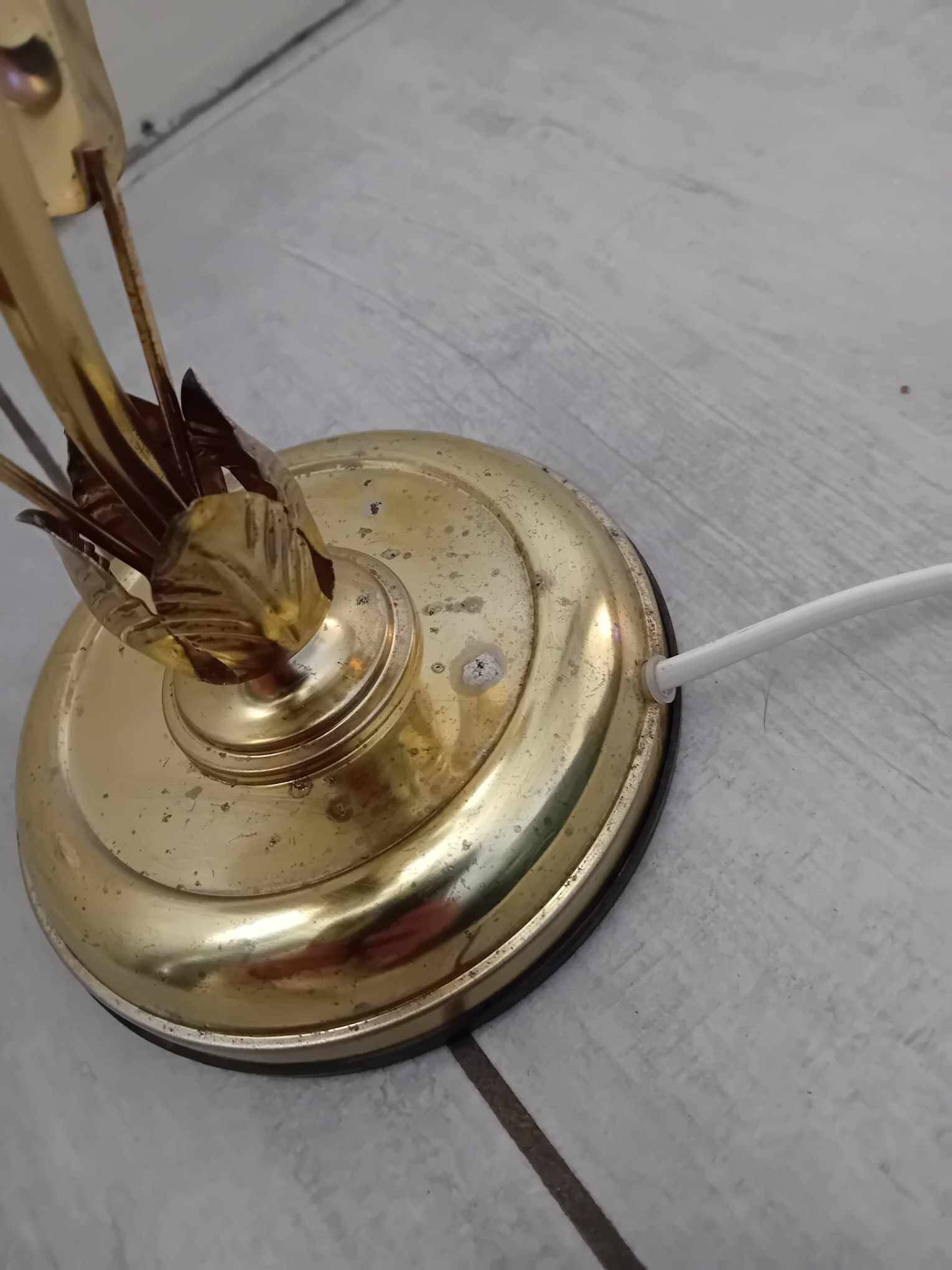 70's Holywood Regency table lamp