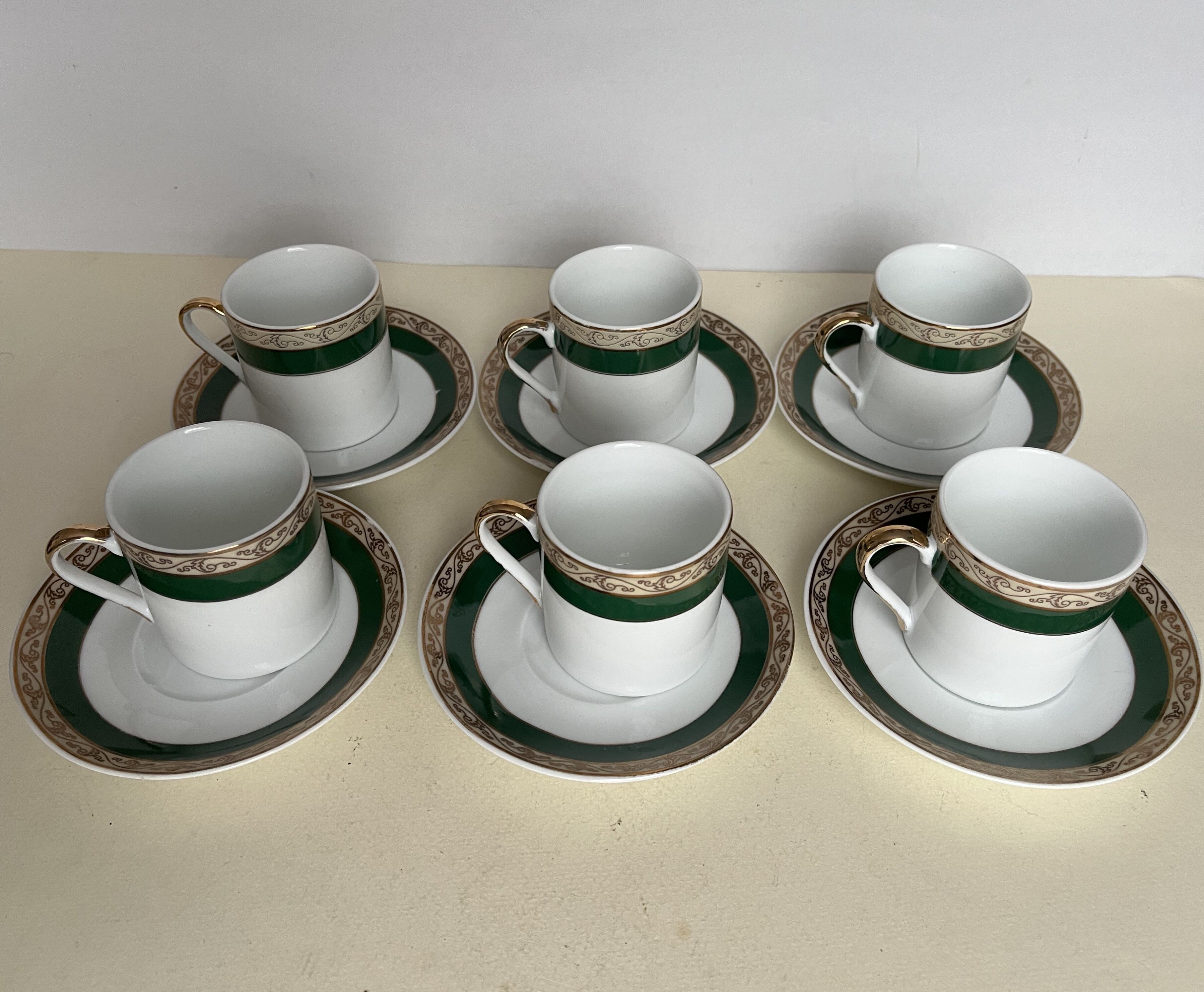 6 porcelain cups