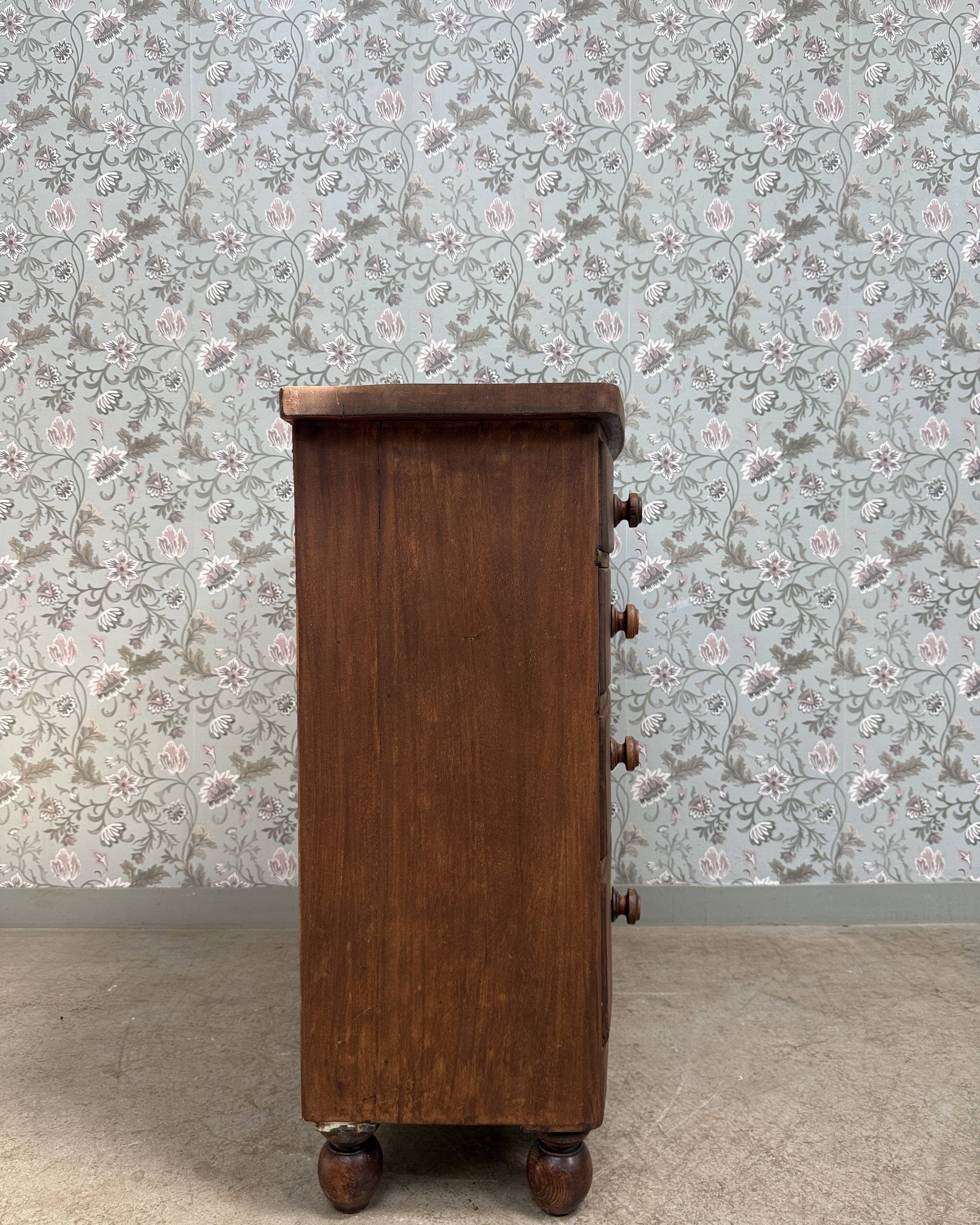 Large antique English chest of drawers (renovated)