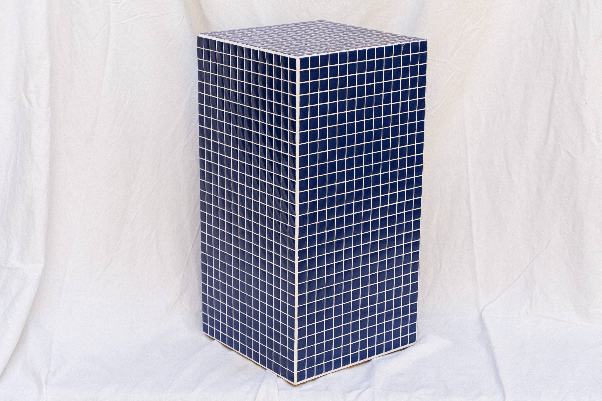 Blue column side table 66x33 cm