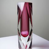 Faceted submerged vase Murano pink glass and crystal from the 1950s-60s.