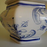 Hexagonal candy in earthenware 1970