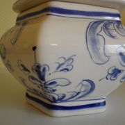 Hexagonal candy in earthenware 1970