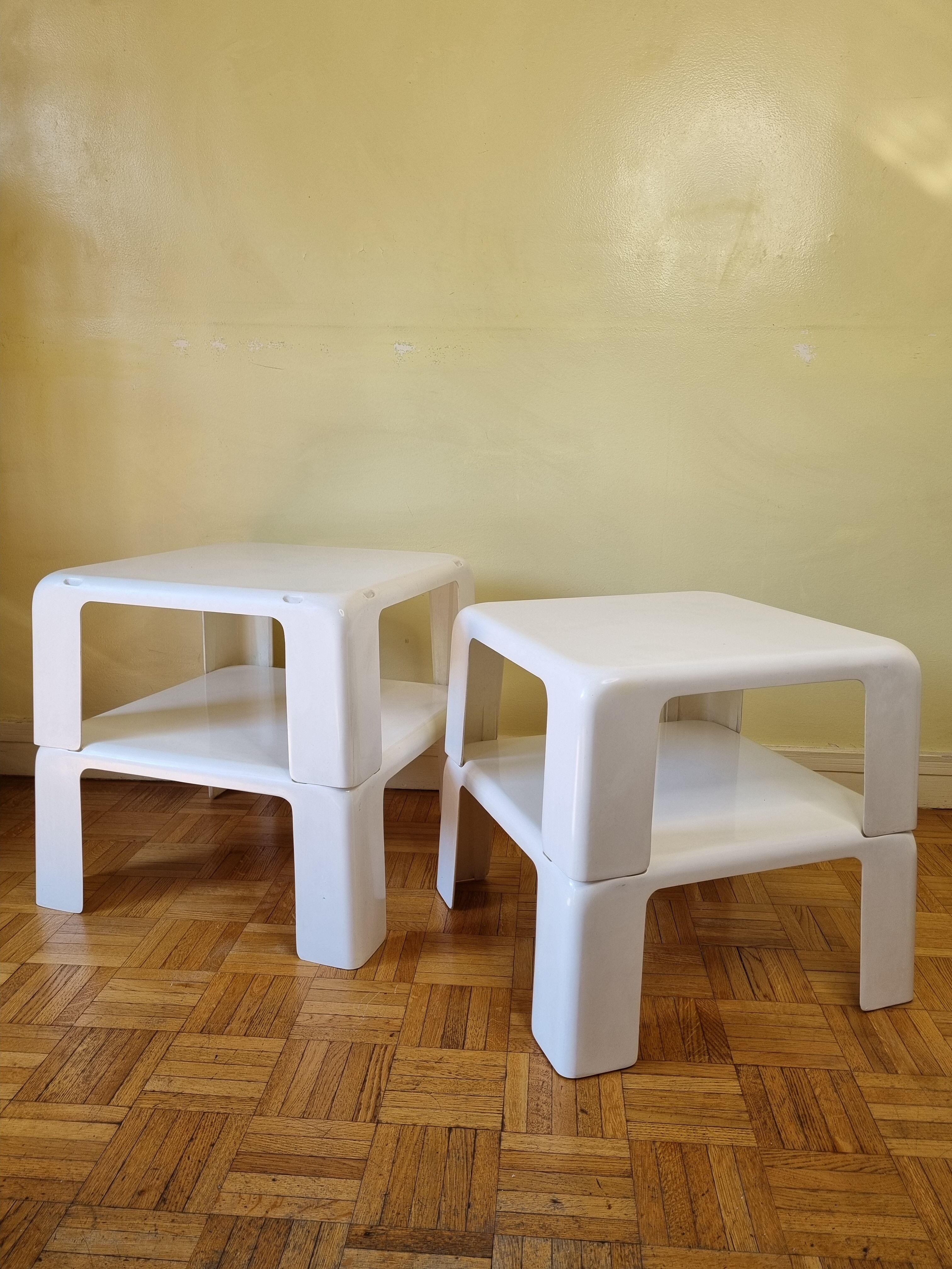 Pull-out coffee tables, "Quattro Gatti" by Mario Bellini for B&B Italia, 60s