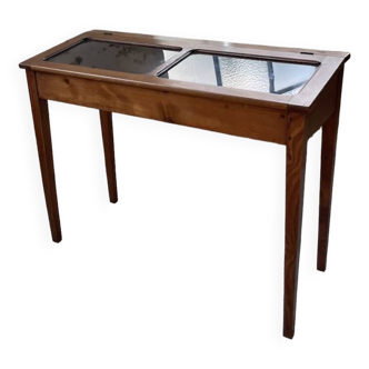 Table d’appoint vitrine années 50