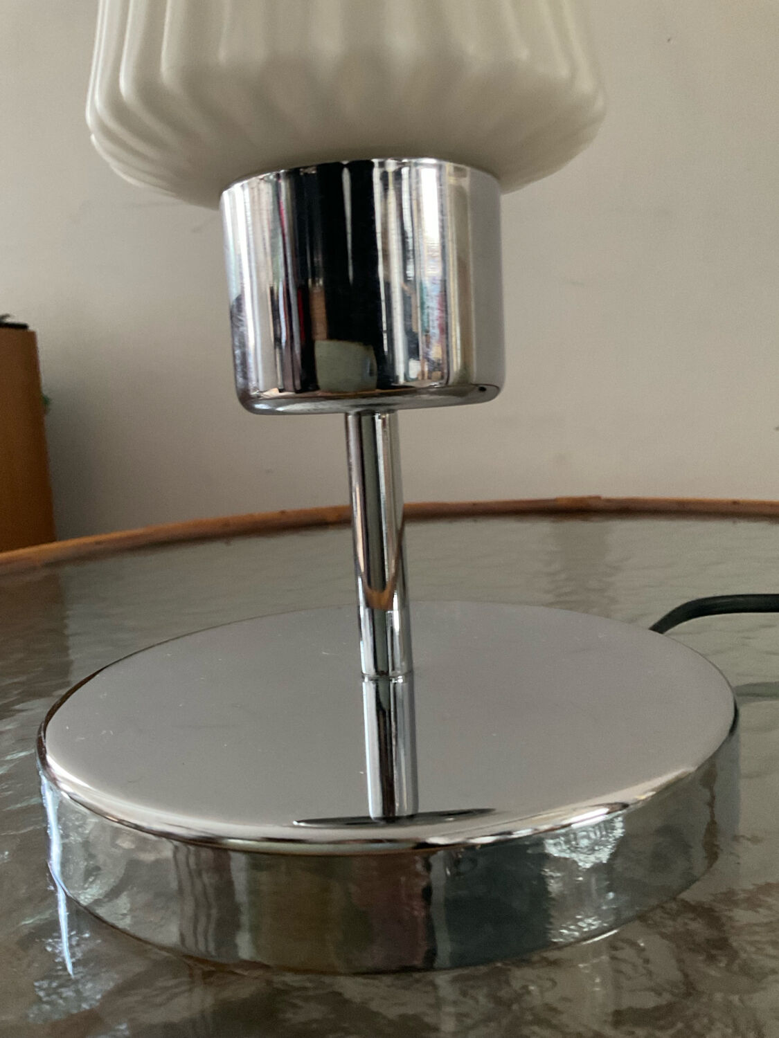 Vintage lamp in opaline glass and chromed metal