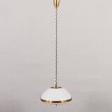 Lampe à suspension italienne du milieu du siècle en laiton et acrylique, 1970