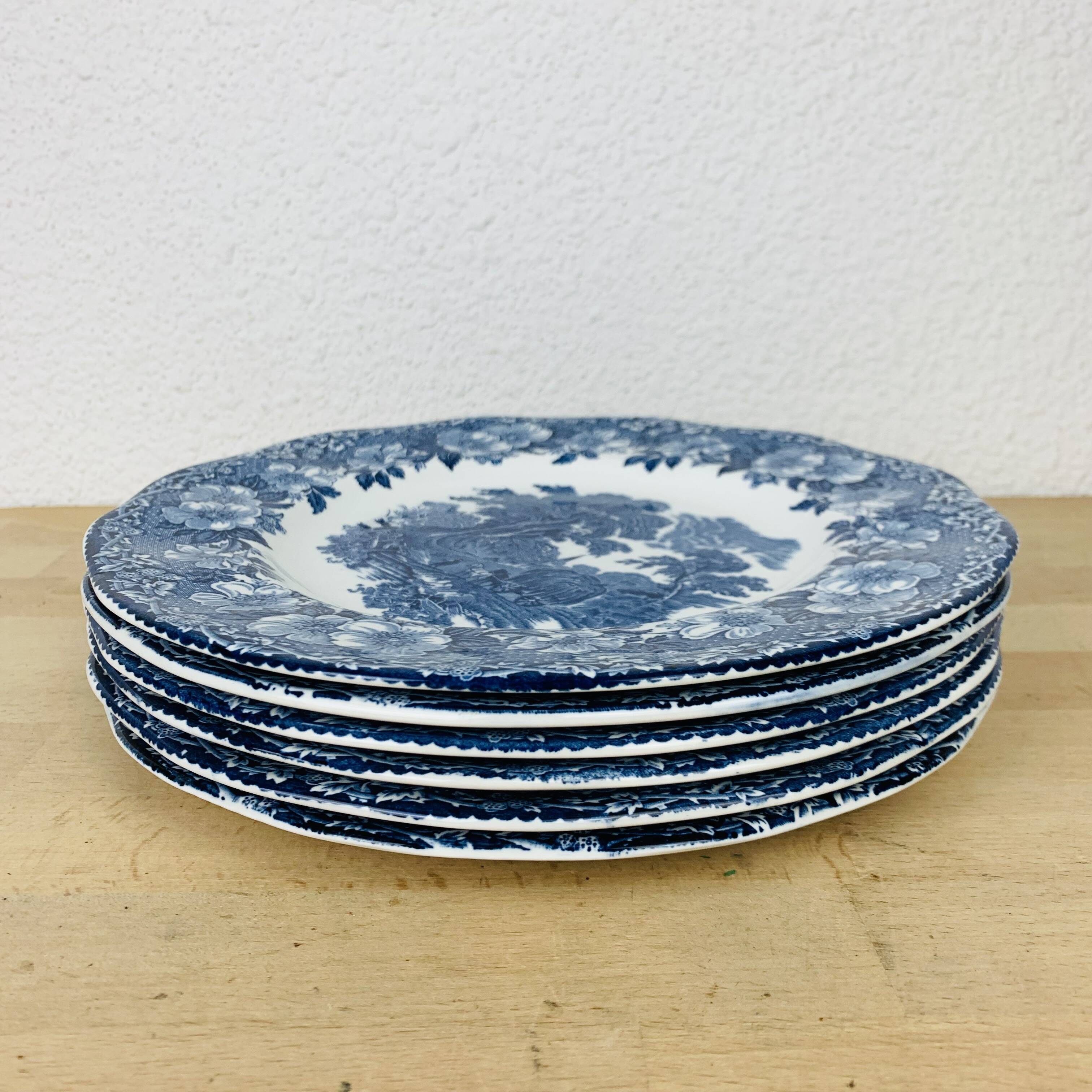 6 Wedgwood Woodland dinner plates blue