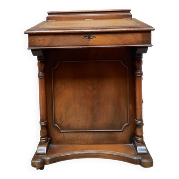 Deavenport Mahogany Desk