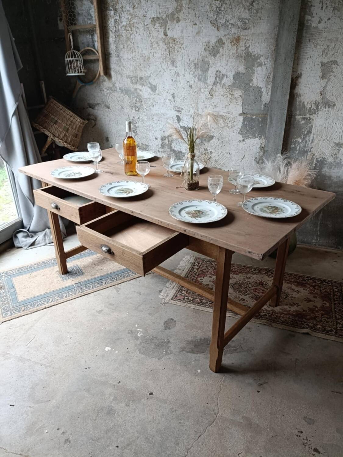 Farmhouse table