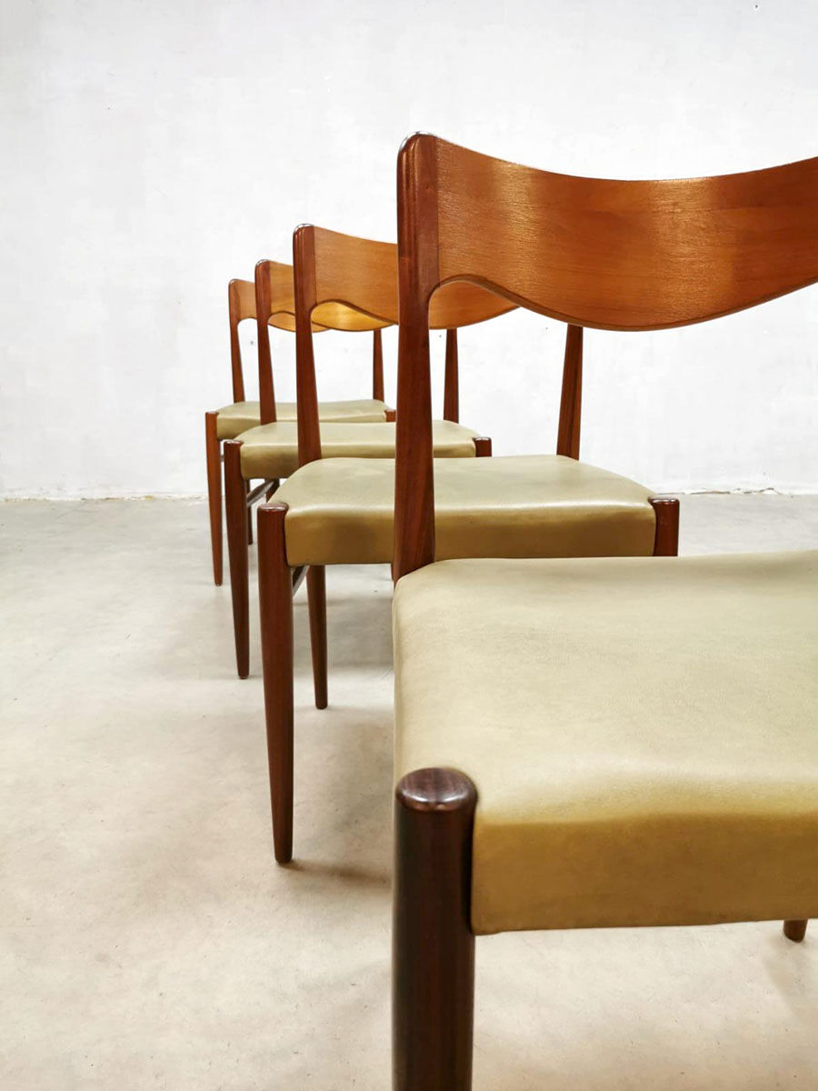 Set of 4 Danish chairs Niels O. Møller for J.L. Møller møbelfabrik